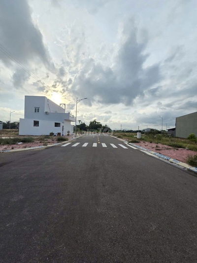 BÁN 2 LÔ ĐẤT ĐẸP - KHU VỰC ECOHOME CHỢ DINH - QUY ĐÔNG - GIA LAI.