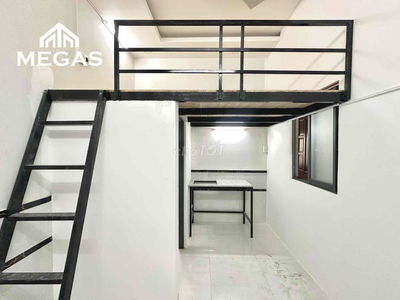 🔥Phòng Cho Thuê Giá Rẻ_Sẵn Máy Lạnh, Gác Cao📍Bạch Đằng, Hoàng Văn Thụ