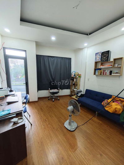 NHÀ 4 TẦNG - MẶT TIỀN KINH DOANH - ĐƯỜNG SẦM UẤT