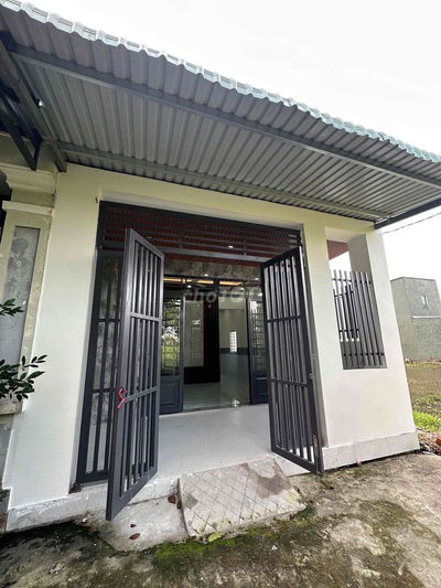 Tạm biệt phố thị ồn ào! Nhà cấp 4 'chill' hết cỡ, sẵn sàng đón chủ mới