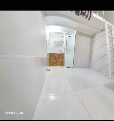 Cho thuê phòng trọ sạch sẽ, có máy lạnh, có gác,