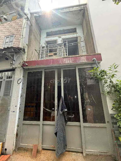 Nhà Hẻm Kênh Nước Đen,5A 32m2 đang sửa T12 hoàn thiện 3.6 tỷ - Cách 1