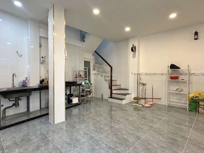 SIÊU VỊ TRÍ PHÚ NHUẬN - 2 CĂN RA MẶT TIỀN - 2 TẦNG MỚI ĐẸP- CHỈ 6.x TỶ