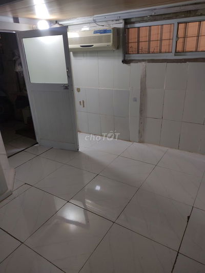 Phòng nhỏ mini máy lạnh