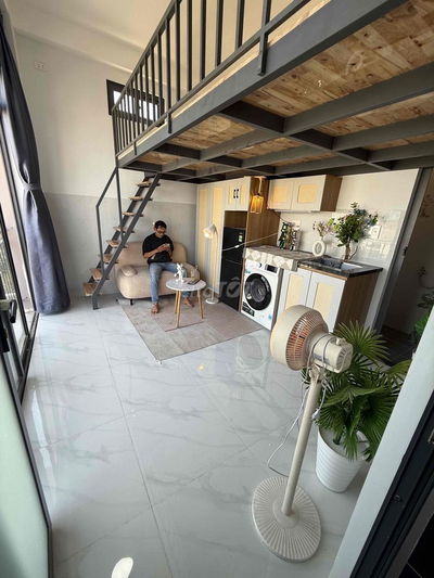 Khai trương p có gác và k gác giữa NTT và IUH, Văn Lang