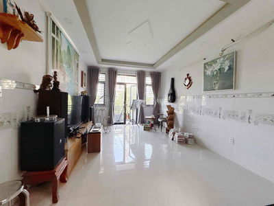 Chính chủ cho thuê nhà khu VIP TÂN SƠN NHÌ 4x15M 4PN 4WC