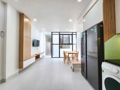 Cho thuê căn hộ 2 phòng ngủ ban công sát Lotte Quận 7