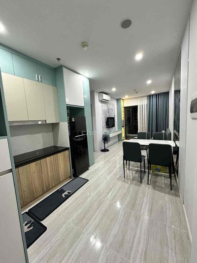 Cho thuê căn hộ 2PN full nội thất, thiết kế hiện đại, nhà mới 100%, gi