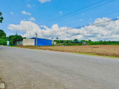 NỢ TIỀN BÁN 1125M2 SHR, SÁT KCN ĐÔNG CÔNG NHÂN XÂY TRỌ LIỀN. GIÁ 170TR