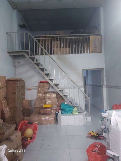 Sang lại nhà nguyên căn rộng rãi