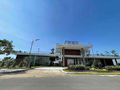 Nền góc view sông ngay bến du thuyền giá chỉ 2,85 tỷ/137,5m2 bao thế