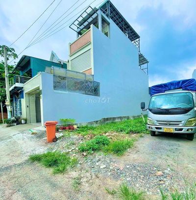 CÒN LÔ ĐẤT HIẾM_ DT 4x26m_SÁT MẶT TIỀN TÔ KÝ_ ĐƯỜNG XE TẢI VÀO TẬN NƠI