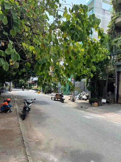 Lô Đất Góc 2MT khu Tên Lữa dt 12x24m có nhà cấp 4 giá 28 tỷ