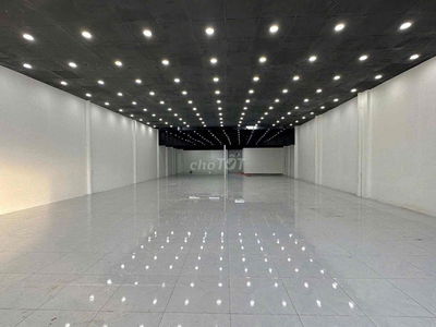 Mặt bằng Kinh Doanh Phạm Ngọc Thạch 11x30m. có gác