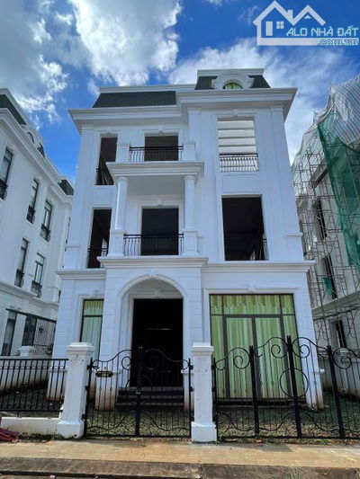 Cần Bán Căn Biệt thự Đơn Lập 250m2  KHU ĐÔ THỊ ECOCITY - BMT 🍁🍁🍁Diện tích 12,5 x 20