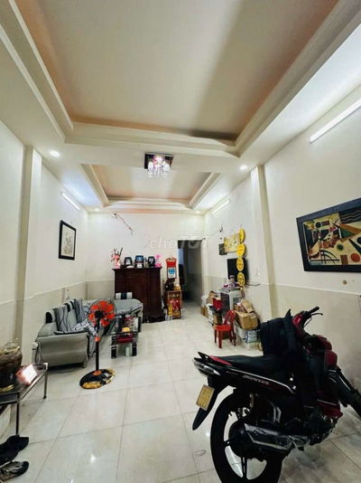 6,5 tỷ đg GÒ DẦU 
CÁCH 30M RA MT KHU VỰC AN NINH 
DT 4X15 -1TRỆT 2LẦU