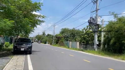 mt đường Nguyễn Thị Nê,dt 1.068m2, có 388m thổ cư, xã Phú Hòa Đông.