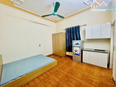 CHO THUÊ CĂN HỘ KHÉP KÍN NGÕ 191 THẠCH BÀN – Ô TÔ ĐỖ CỬA – FULL NỘI THẤT