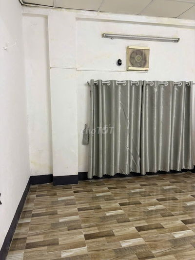 Cho thuê 2 phòng ngủ, ngay chợ ql13 cũ, ngã 4 bình phước, gần đh luật