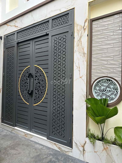 NGÃ 7 LÝ THÁI TỔ - ĐIỆN BIÊN PHỦ XE HƠI TẬN CỬA - NHÀ MỚi LUNG LINH .