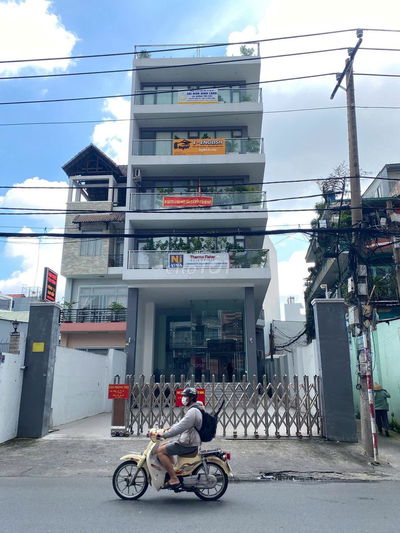 Tòa nhà MTKD Tân  Kỳ Tân Quý hầm 7 tầng hđ thuê 3,6 tỷ/năm. GIÁ 95 TỶ