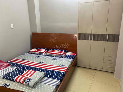 Phòng lầu 2 , 17m2 đường Ngô gia tự quận 10 , nội thất, máy lanh