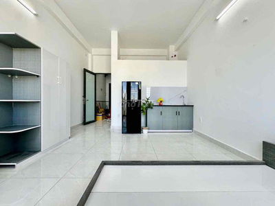 TRỐNG SẴN STUDIO ĐẦY ĐỦ TIỆN NGHI BAN CÔNG CỬA SỔ THOÁNG