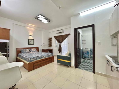 CHO THUÊ PHÒNG BAN CÔNG, FULL NỘI THẤT KHU SÂN BAY - QUẬN TÂN BÌNH