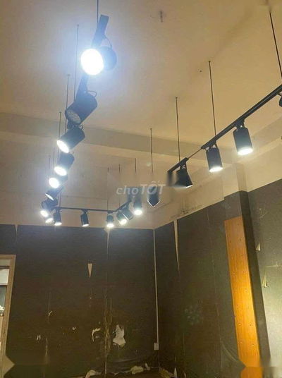 Cho Thuê Mặt Bằng Góc 2 Mặt Tiền Điện Biên Phủ Quận 10