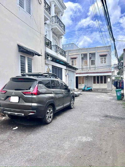 Bán Nhà Sau Chợ Hiệp Bình HBC - 56m2 3 Tầng Hẻm 6m 🌸Giá 6.5 TỶ