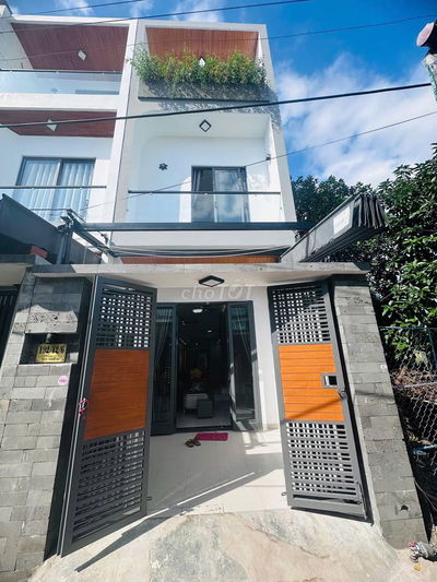 Cần bán nhà K192/42/ Tô Hiệu full nội thất 3 tầng 3 mê giá chỉ 4,88 tỷ