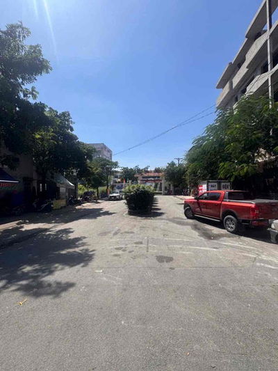 BÁN GẤP CĂN NHÀ MẶT TIỀN NGAY CẠNH TRƯỜNG HỌC CẤP 2 TÂN ĐÔNG HIỆP