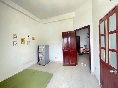 Phòng trọ 3tr6, 20m2, Đường Phạm Hữu Lầu, quận 7