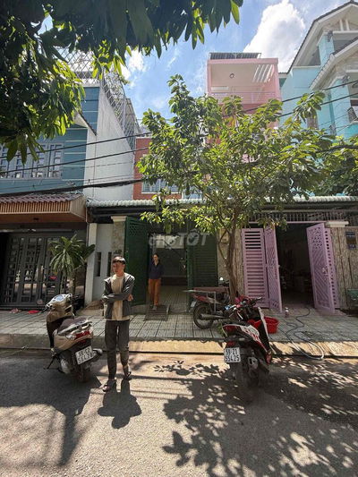 🟣🟣🟣🟣🟣 NHÀ HEM 1979 XE TẢI 5 x 25M 🟣🟣🟣🟣🟣