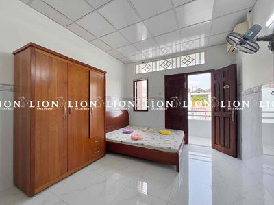 CHO THUÊ PHÒNG TRỌ QUẬN 10, BAN CÔNG, GẦN CÔNG TRƯỜNG DÂN CHỦ