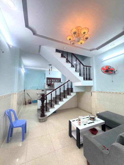 🔥 BÁN NHÀ 2 TẦNG ĐÚC KIÊN CỐ – HẺM XE HƠI THÔNG, NGAY ĐH GTVT – TÂN CH