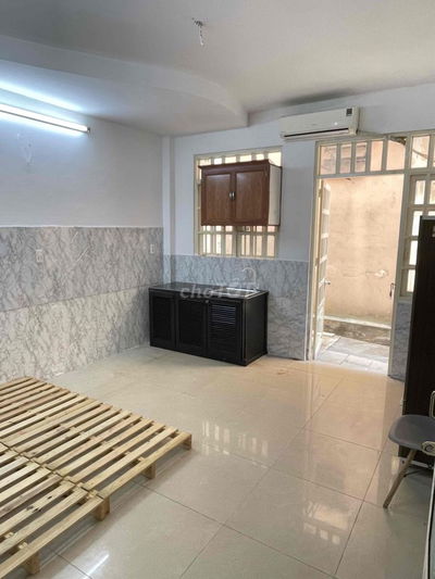 còn phòng như hình chính chủ