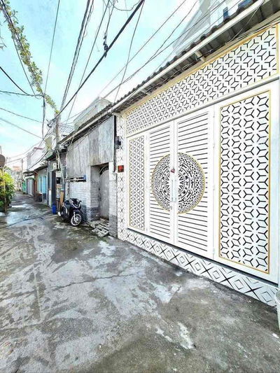 ❌❌❌BÁN NHÀ HẺM XE HƠI - 4.5X10 - 3PN - TT.NHÀ BÈ