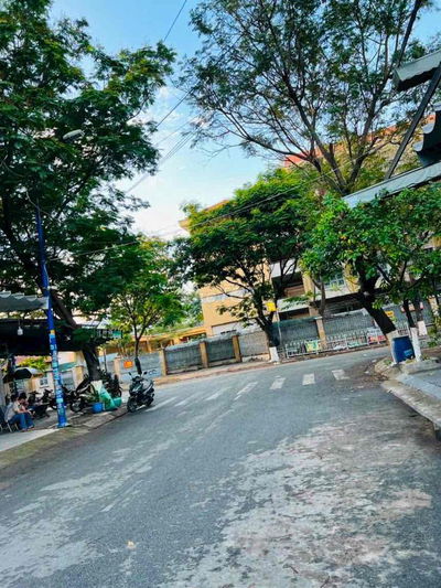Nhà Góc 2 mặt tiền kinh doanh buôn bán , KCN tân bình mở rộng , p. bhh