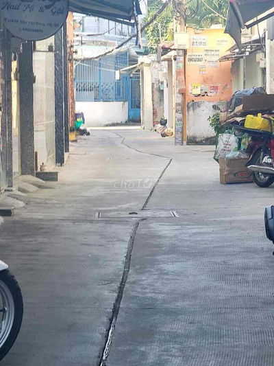 🏠蓉房地产  CHỈ 4.1 TỎI - KINH DƯƠNG VƯƠNG - NGAY AEON TÊN LỬA - HẺM XE HƠI