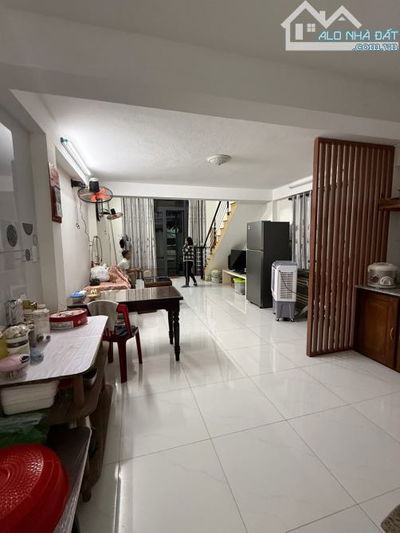 SIÊU HIẾM LÔ GÓC KẸP KIỆT TRƯƠNG CHÍ CƯƠNG TT HOÀ CƯỜNG 4 TỶ