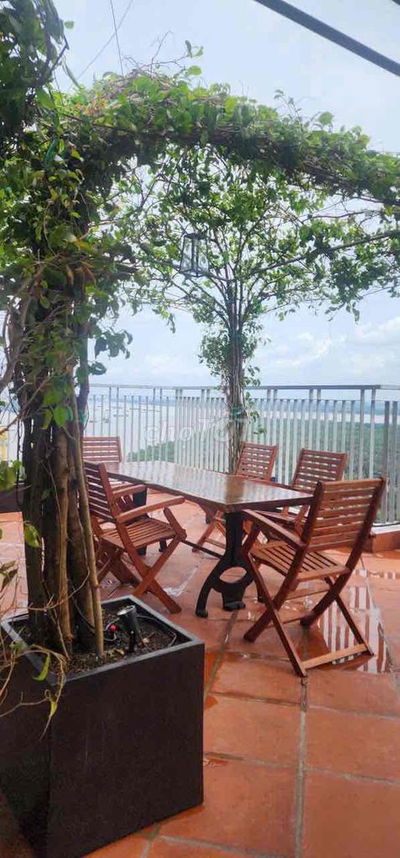 Bán căn hộ sân vườn Q7 . căn hộ cao cấp đẹp . Giá :7.5 tỷ