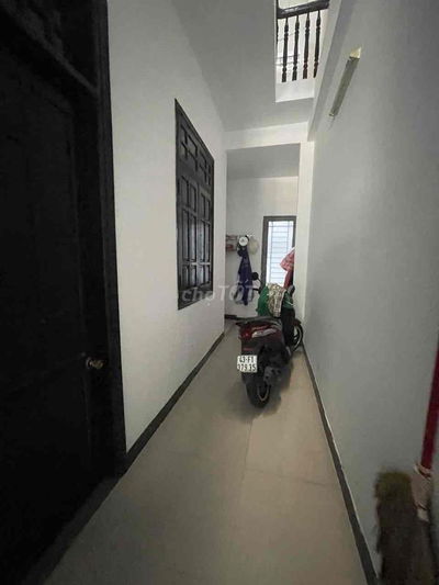 cho thuê 2 căn liền kề MT hoà hải gần non nước  ( 1 căn 3 tầng 5 phòng