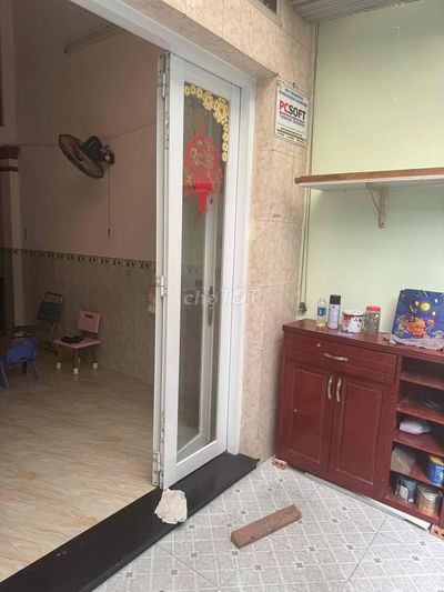 Nhà cho thuê 48m2, 3PN, Bùi Minh Trực. Nội thất cơ bản
