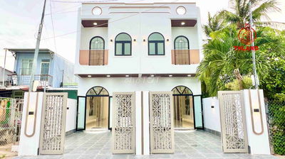 Nhà nhánh Sương Nguyệt Ánh, gần Viettel. Lộ 7m, 4x30m, hoàn thiện mới