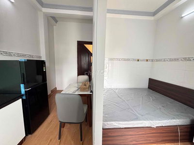 siêu phẩm chdv - 1 phòng ngủ ban công new 100%