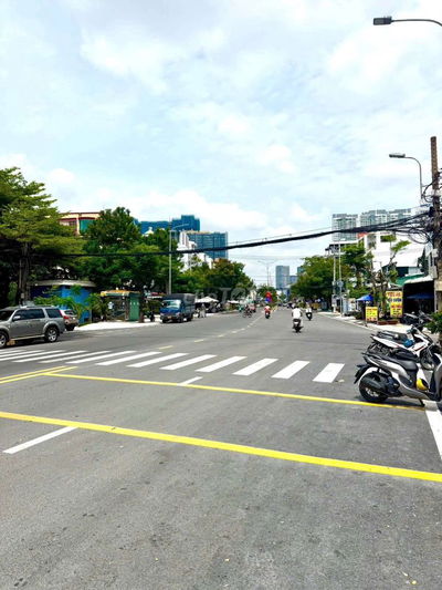 Đất biệt thự 512 Nguyễn Văn tạo