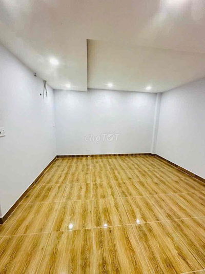 💟 Cho thuê nhà NC 3pn 3wc huỳnh khương an p5 sat trường đại học CN4