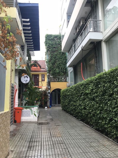 Sang Shophouse Thời trang - Phan Kế Bính Quận 1