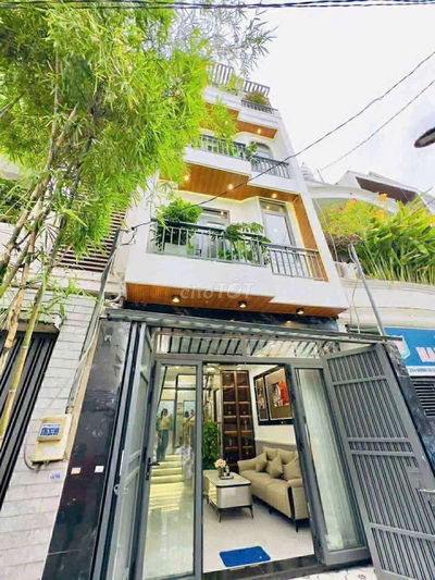 NHÀ MỚI 4PN 5WC FULL NỘI THẤT P9 GV